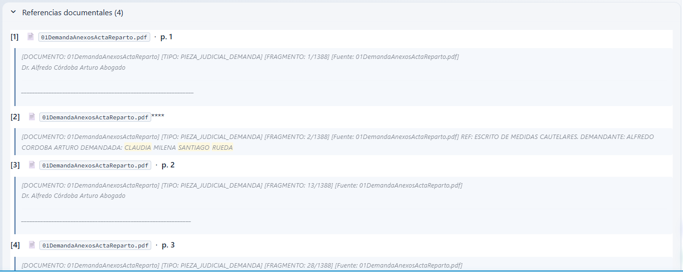 Respuesta del chat mostrando referencias documentales con citas de página y documento fuente
